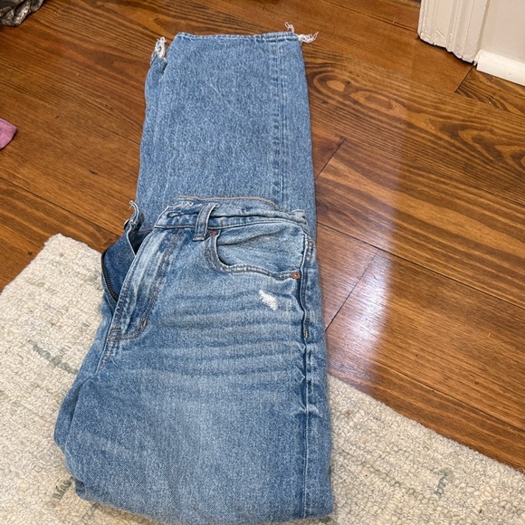 American Eagle Outfitters Denim - American Eagle Outfitters Light Blue Cropped Ankle Jeans